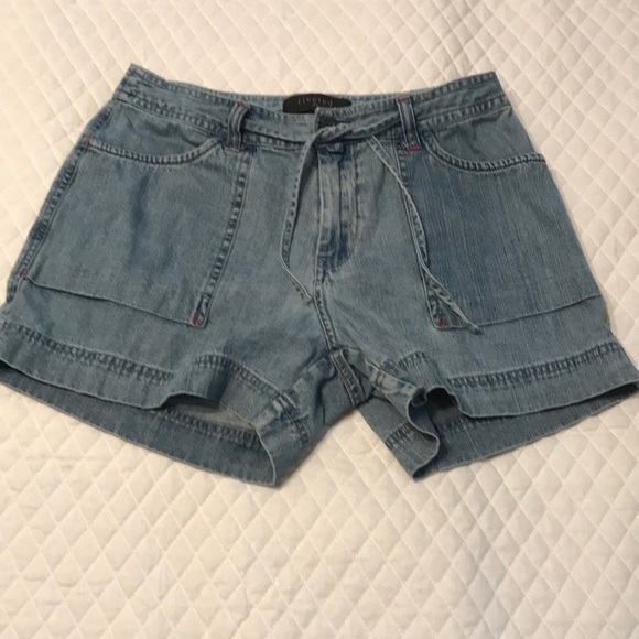 riveted by lee shorts